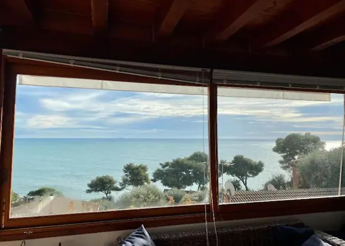 Casa Sul Mare Per 5 Persone, Privata, Piscine E Campo Da Tennis *