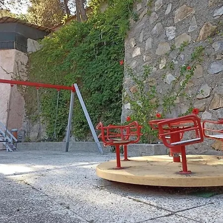 Дом отдыха Casa Sul Mare Per 5 Persone, Privata, Piscine E Campo Da Tennis Andora