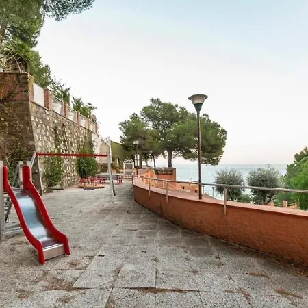 Casa Sul Mare Per 5 Persone, Privata, Piscine E Campo Da Tennis * Marina dʼAndora