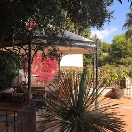 Casa Sul Mare Per 5 Persone, Privata, Piscine E Campo Da Tennis